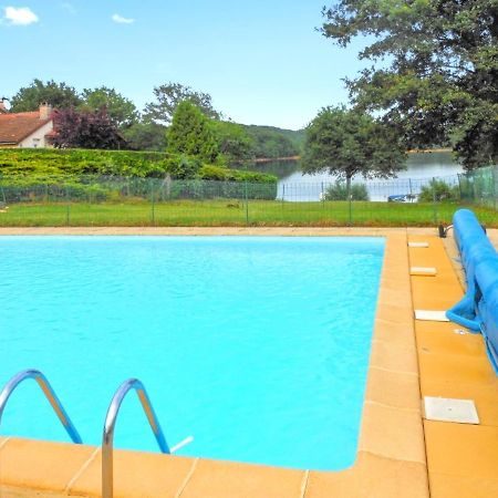 Chalet Charmant A Saint-Gerons Avec Piscine Partagee エクステリア 写真