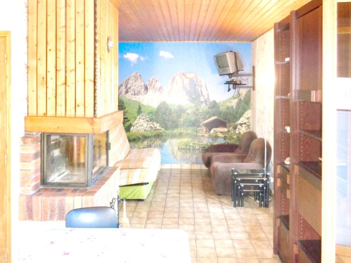 Chalet Charmant A Saint-Gerons Avec Piscine Partagee エクステリア 写真