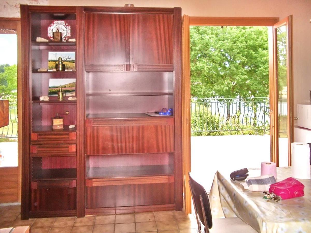 Chalet Charmant A Saint-Gerons Avec Piscine Partagee エクステリア 写真