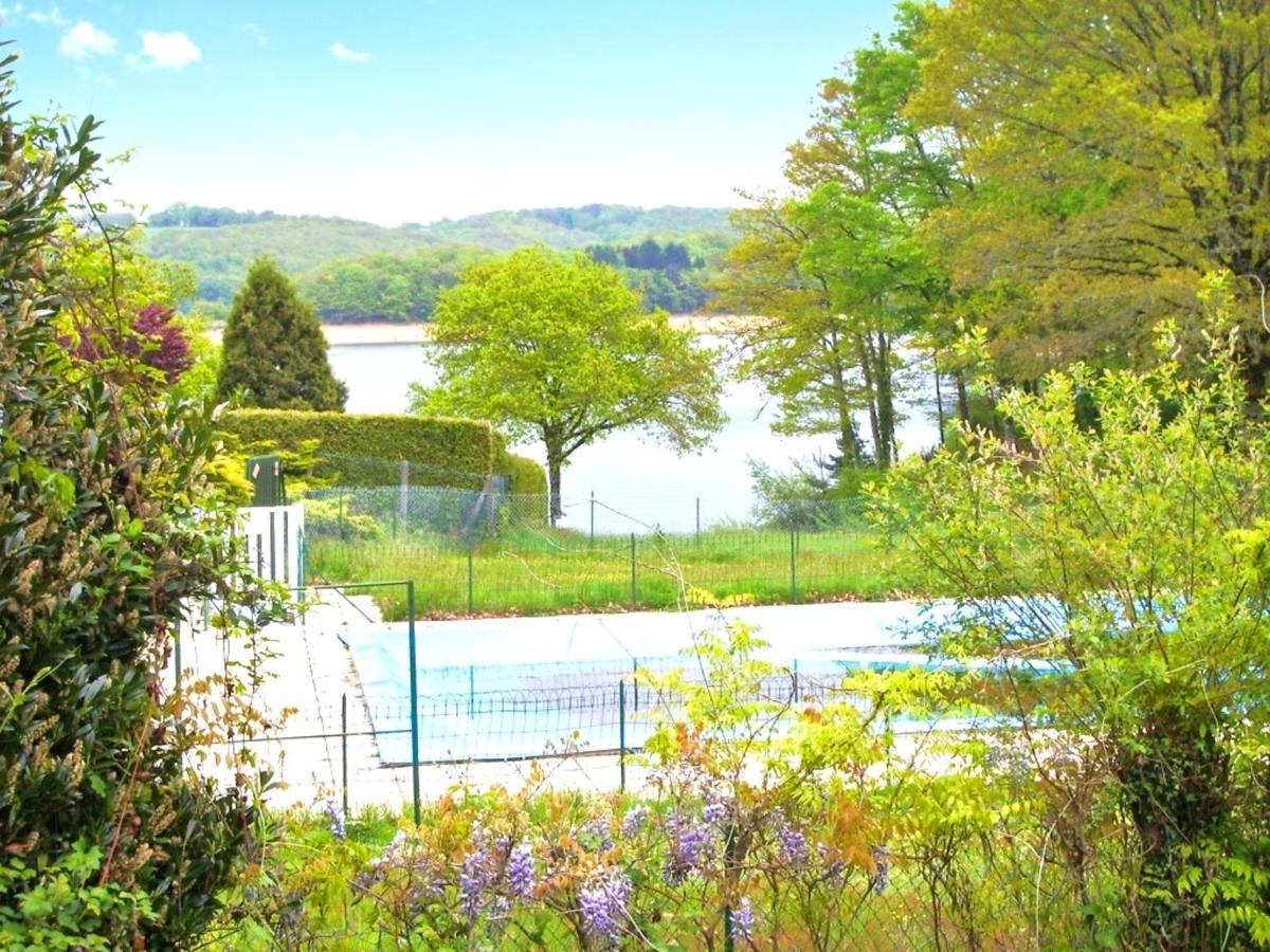 Chalet Charmant A Saint-Gerons Avec Piscine Partagee エクステリア 写真
